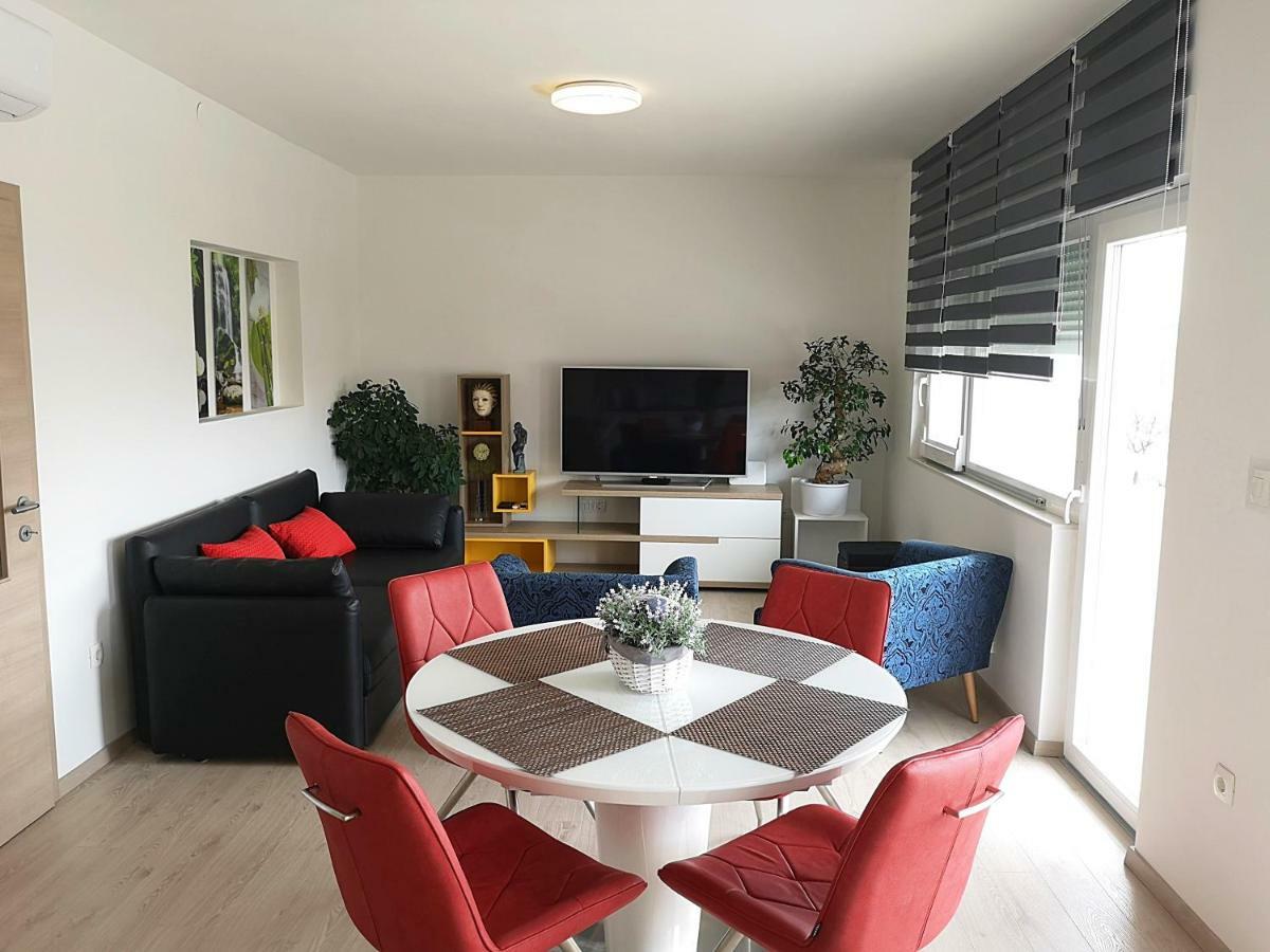 Ac Apartment With 2 Bedrooms And 2 Bathrooms-Free Private Parking Split Extérieur photo